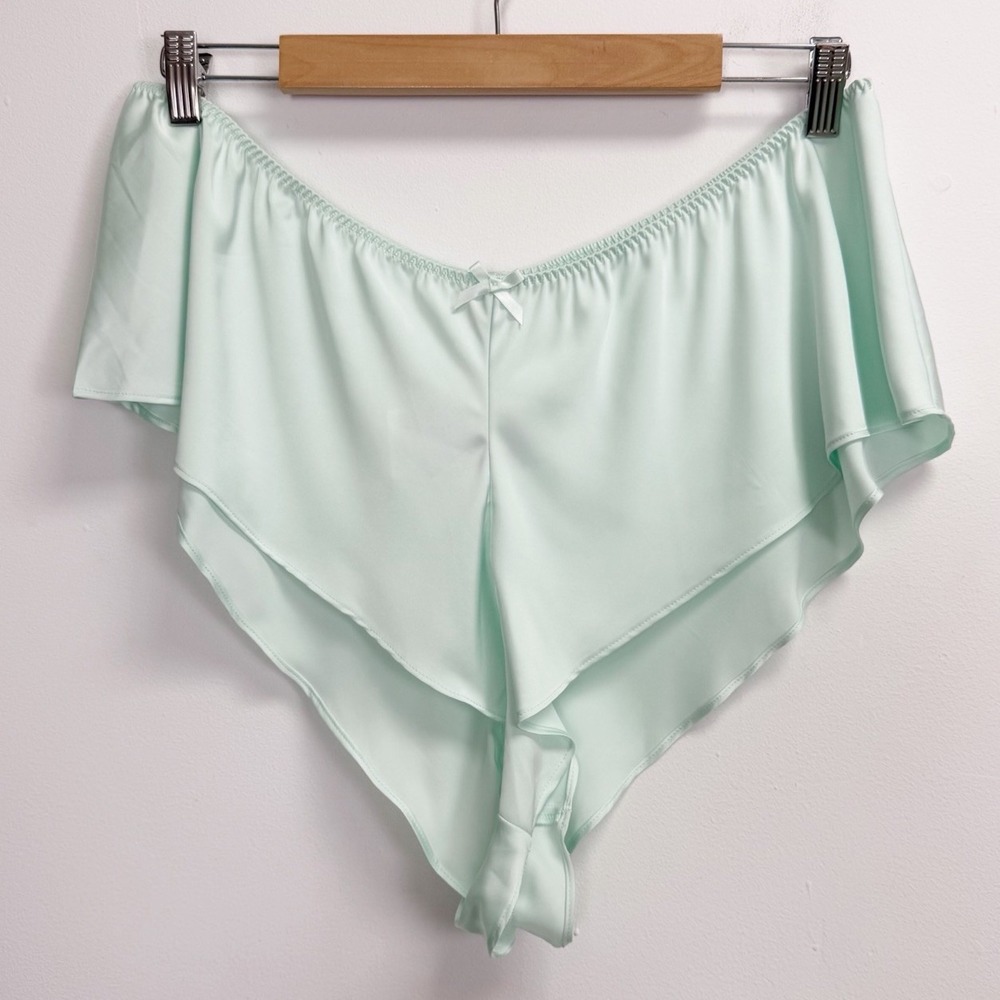 INC International PJ Shorts Womens XL Green Satin Pajamas PJS NWT